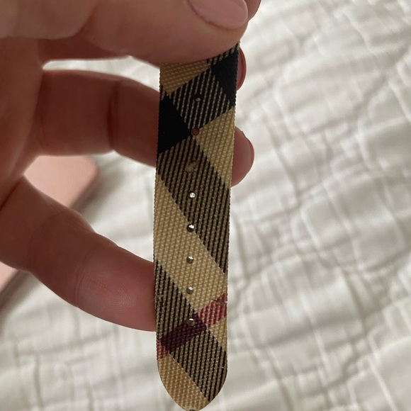 Burberry Watch - Picture 4 of 6